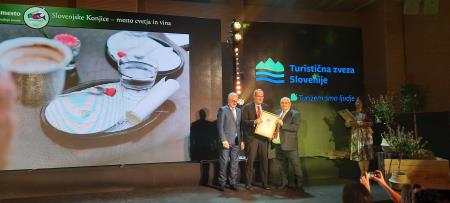 315538605_586815753247463_2352073170523721130_n