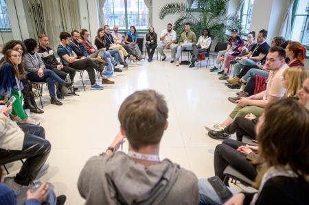 2024_11_26_DZS_YB_2400px-5378